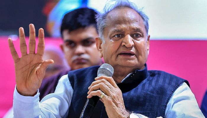 अशोक गहलोत बोले- साजिश के चलते नहीं बन पाया कांग्रेस का राष्ट्रीय अध्यक्ष, वरना....