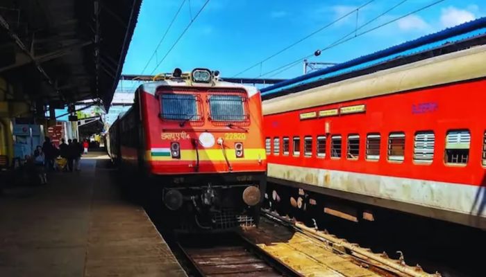 अब यात्रियों को वेटिंग टिकट कन्फर्म होने की मिलेगी सटीक जानकारी... रेलवे ने लागू किया टिकट बुकिंग का नया सिस्टम