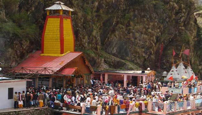खरशाली के लिए चली यमुना डोली, बंद हुए यमुनोत्री धाम के कपाट