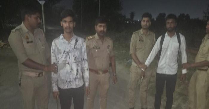 झांसी में पुलिस और बदमाशों के बीच मुठभेड़: दो शातिर चोर गिरफ्तार, भारी मात्रा में जेवरात और अवैध हथियार बरामद