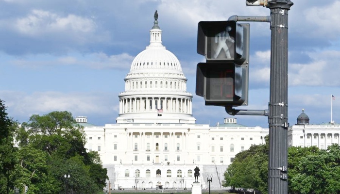 Donald Trump को बड़ा झटका: अमेरिकी संसद में ईरान युद्ध खत्म करने का प्रस्ताव पास, बढ़ा राजनीतिक दबाव