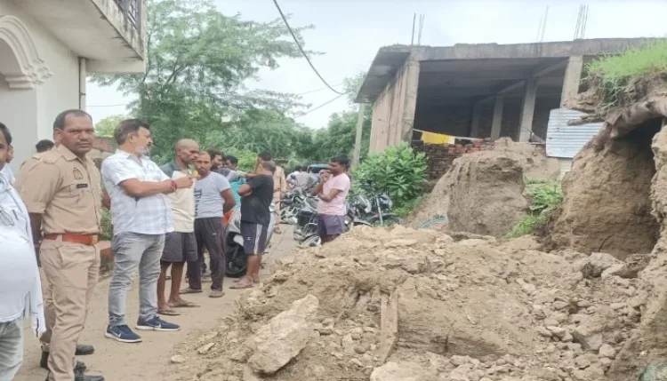 UP में आफत बनी बारिश! प्रतापगढ़ और रायबरेली में मकान ढहने से 2 की मौत