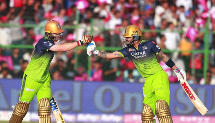 RCB vs DC LIVE Score:  बेंगलुरु ने दिल्ली कैपिटल्स को दिया 176 रनों का टारगेट, साल्ट ने ठोकी तूफानी फिफ्टी