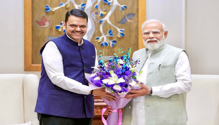 पीएम मोदी से मिले महाराष्ट्र के सीएम देवेंद्र फडणवीस, विकास कार्यों व परियोजनाओं पर चर्चा