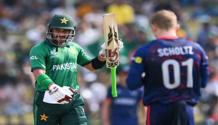 NAM vs PAK : साहिबजादा फरहान का विस्फोटक शतक, करो या मरो मुकाबले में पाकिस्तान ने नामीबिया को दिया 200 रनों का टारगेट