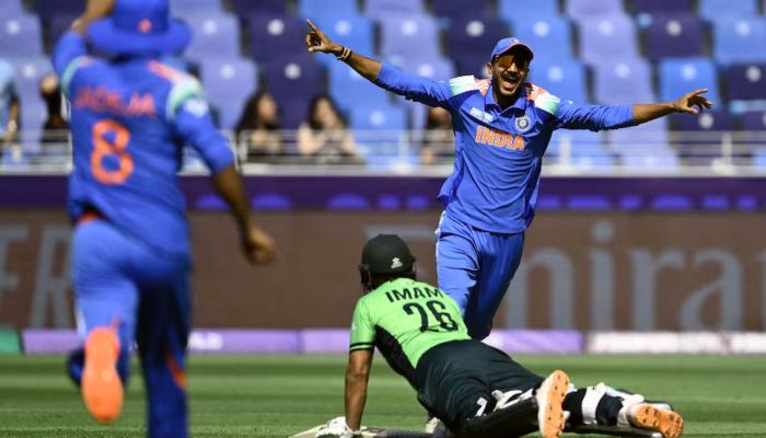 India vs Pakistan: भारत-पाक मैचों पर सरकार का बड़ा फैसला, नहीं होंगे द्विपक्षीय मुकाबले