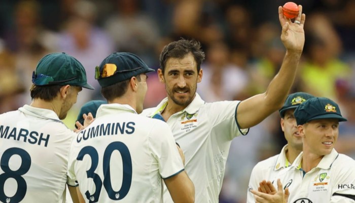 England vs Australia:  इंग्लैंड की पहली पारी 172 रनों पर सिमटी , मिचेल स्टार्क ने किया बड़ा कारनामा , झटके 7 विकेट