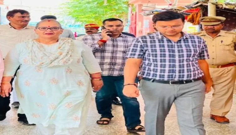 श्रावण की तैयारियों का महापौर ने लिया जायजा, कोनेश्वर- बुद्धेश्वर मंदिरों का किया निरीक्षण