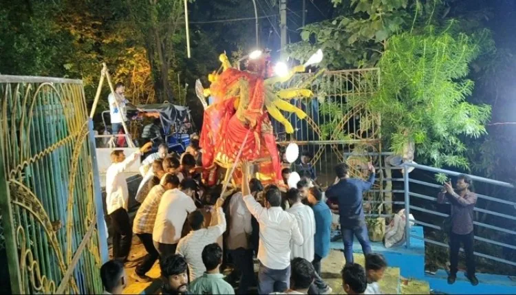 झारखंड के चाईबासा में शांतिपूर्ण माहौल में संपन्न हुई दुर्गा पूजा