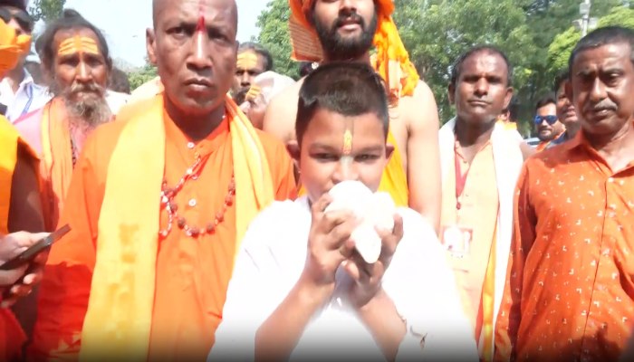 West Bengal: भगवामय हुआ बंगाल, शंखनाद के साथ साधु-संत बोले- आ गया राम राज्य