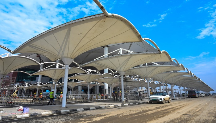 जेवर एयरपोर्ट उड़ान के लिए तैयार, पीएम मोदी करेंगे उद्घाटन, ट्रैफिक व्यवस्था में किया गया है बड़ा बदलाव