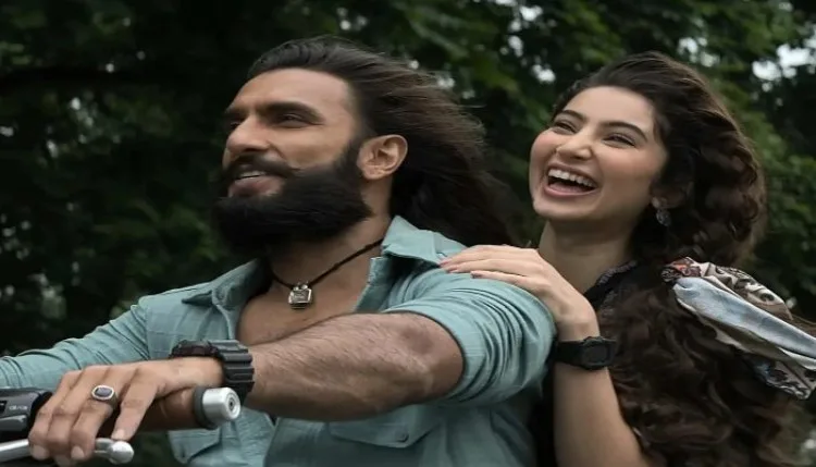 Ranveer Singh Latest News: रणवीर सिंह की बड़ी छलांग! धुरंधर की कमाई के बाद शाहरुख-रजनीकांत की लीग में शामिल
