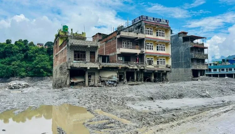 नेपाल त्रासदी: पर‍िजनों को देने से पहले शवों का होगा डीएनए-पोस्टमॉर्टम