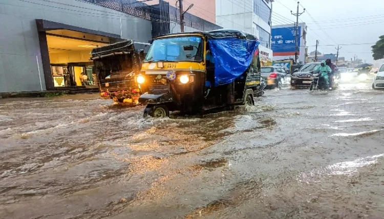 छत्तीसगढ़ में बारिश का दौर जारी, कई जिलों में ऑरेंज और यलो अलर्ट