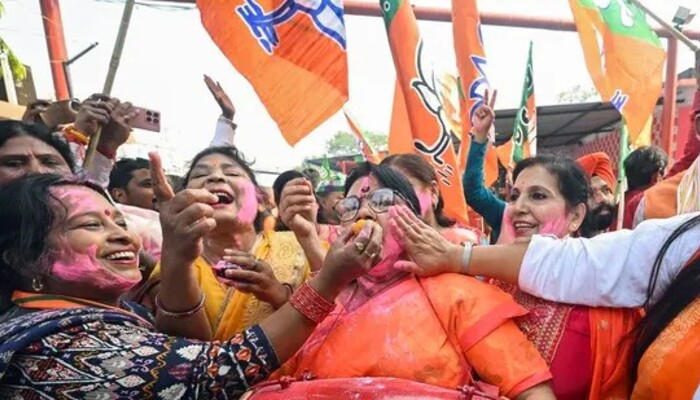 Bihar Assembly Election Result: 203 सीटों पर एनडीए आगे, 39 पर विजयी घोषित