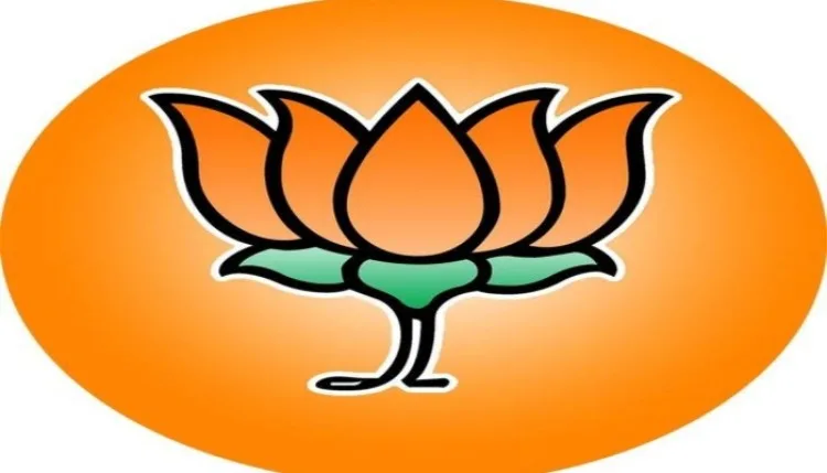 यूपी विधानसभा चुनाव 2027: एक्शन मोड में सरकार और संगठन, जिलों में तेज हुए भाजपा के दौरे, बूथ स्तर तक बढ़ी सक्रियता