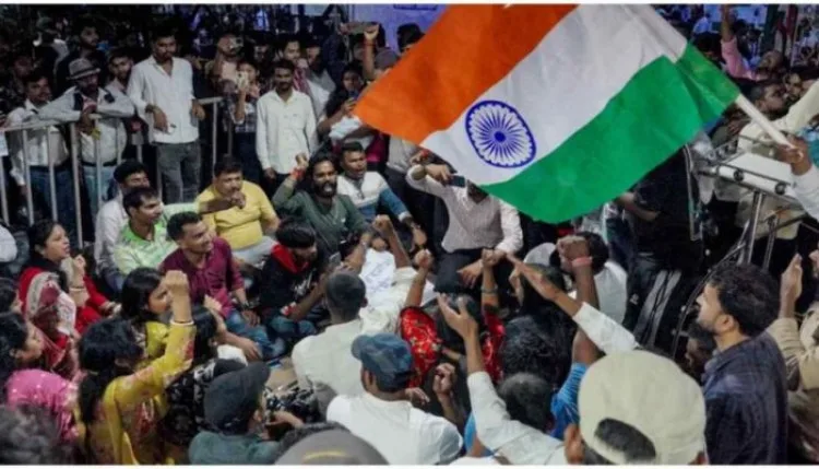 Jharkhand Student Protest: तीन सदस्यों ने दिया इस्तीफा, जांच शुरू