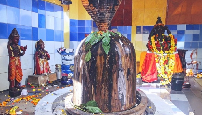 आर्थिक परेशानी से जूझ रहे लोगों के लिए वरदान है भगवान कुबेर का मंदिर, जानिए कहां है ये मंदिर