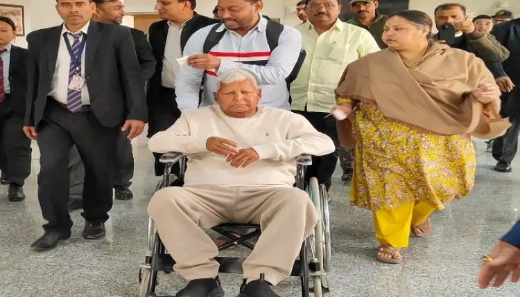 आईआरसीटीसी घोटाला: लालू प्रसाद यादव और परिवार पर कोर्ट का फैसला टला, 31 जुलाई को अगली सुनवाई