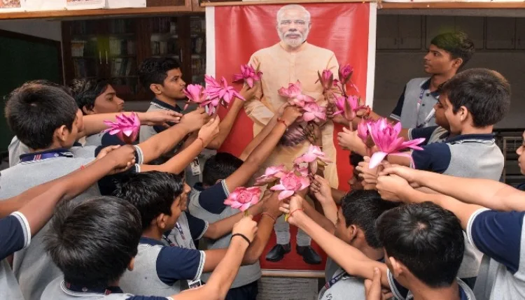 वडनगर से वाराणसी सेवा संकल्प बाइक रैली को आज रवाना करेंगे अमित शाह
