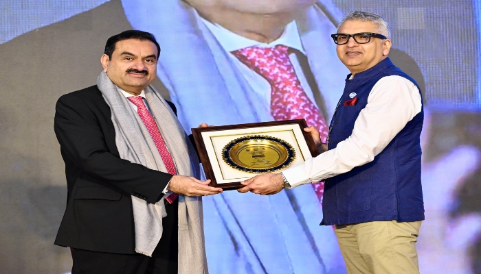 Adani Group Investment:  अडानी ग्रुप पांच साल में 100 अरब डॉलर का करेगा निवेश