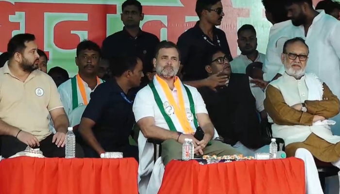 मोदी में कहने का साहस नहीं है कि “ट्रम्प झूठ बोल रहा है”: राहुल गांधी