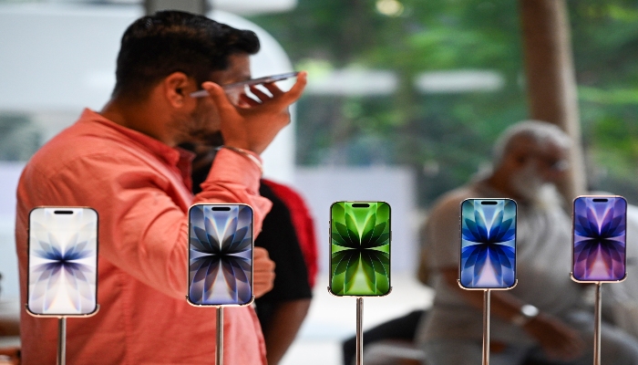 iPhone ने रचा इतिहास: 2025 में भारत का सबसे बड़ा निर्यात उत्पाद बना स्मार्टफोन, 23 अरब डॉलर का निर्यात