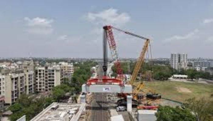 Mumbai Ahmedabad Bullet Train Project : वडोदरा में वडसर रोड ओवर ब्रिज पर फुल स्पैन लॉन्चिंग मेथड से 2 घंटे 13 मिनट में स्थापित हुआ बड़ा गर्डर