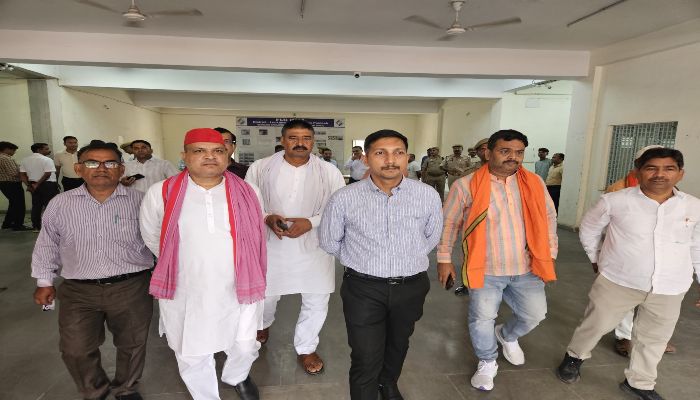 24 कमरों की निगरानी में लगे 15 कैमरों की फुटेज खंगाली