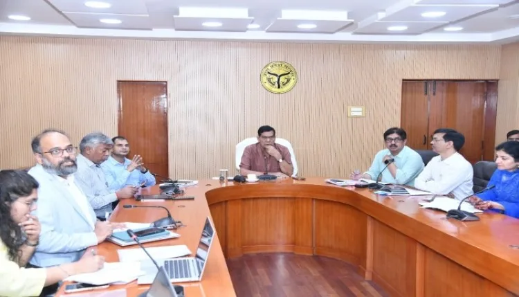 यूपी की अर्थव्यवस्था को मजबूत बनाने के लिए किए जाएं ठोस प्रयास