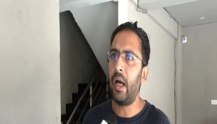 स्कूलों को लेकर CJP ने बोला सरकार पर हमला, मांगा जवाब