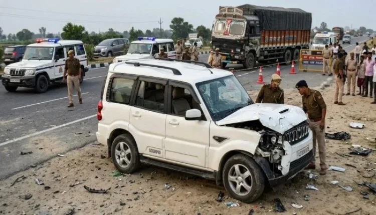 बरेली में स्कॉर्पियो-कैंटर की भीषण टक्कर, एक ही परिवार के तीन लोगों की मौत