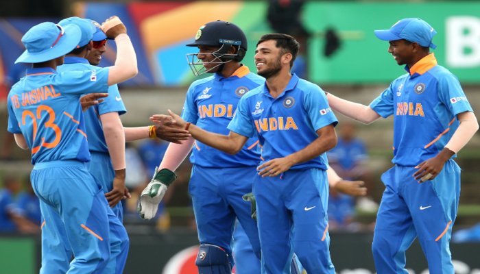 IND U19 vs NZ U19 Live: विश्व कप में न्यूजीलैंड ने टीम इंडिया को दिया 135 रनों का लक्ष्य, अंबरीश-हेनिल ने झटके 7 विकेट