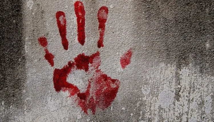 Lucknow Crime News: लखनऊ में दो गज जमीन के लिए कलयुगी बेटा बना हैवान, फावड़े से हमला कर पिता को उतारा मौत के घाट