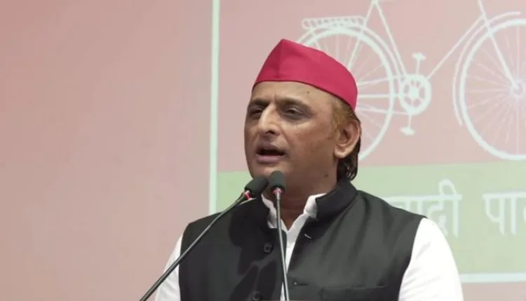 सपा ने बदले गोरखपुर-फैजाबाद और आगरा के प्रत्याशी