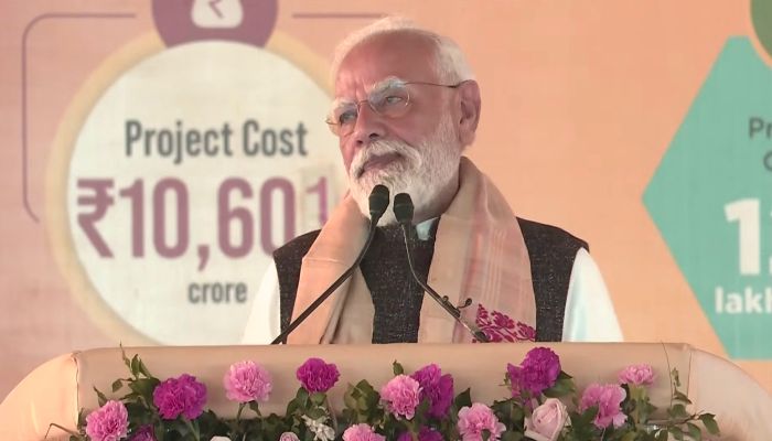 PM Modi ने फिर सुनाई खरी-खरी, कहा- कांग्रेस की गलतियां सुधार रहे, वोट बैंक के लिए घुसपैठियों को...