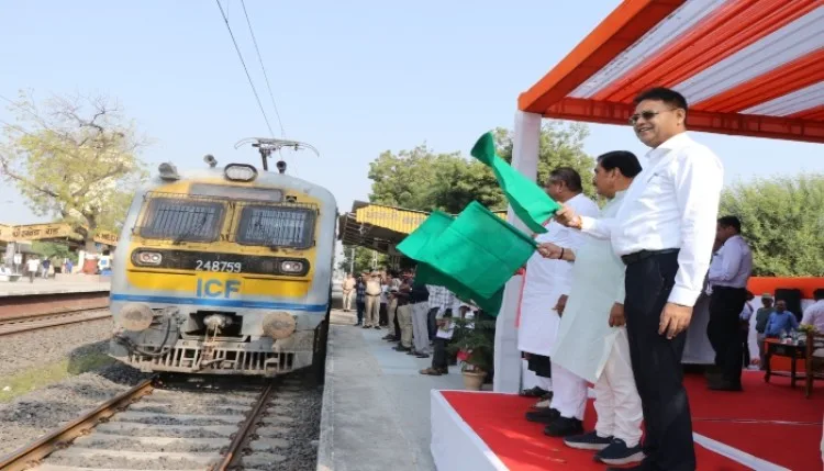 गुजरात में रेल यात्रियों को सुविधा, चांदखेड़ा रोड पर नई ट्रेन का ठहराव
