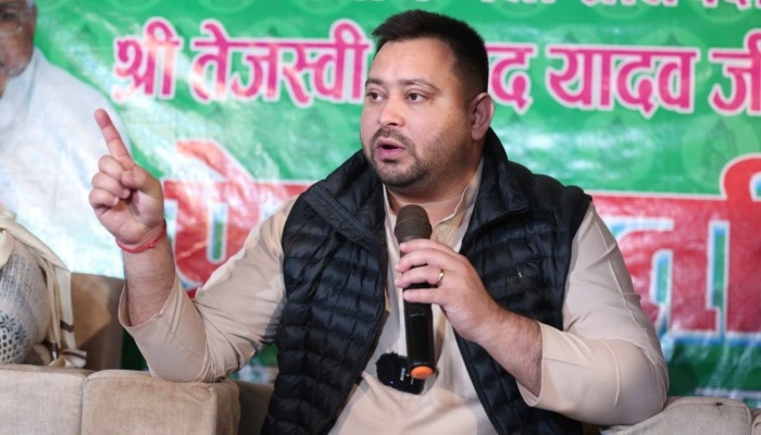 Bihar Election : चुनाव से पहले तेजस्वी यादव का मास्टर स्ट्रोक, महिला मतदाताओं के लिए कर दिया इतना बड़ा ऐलान