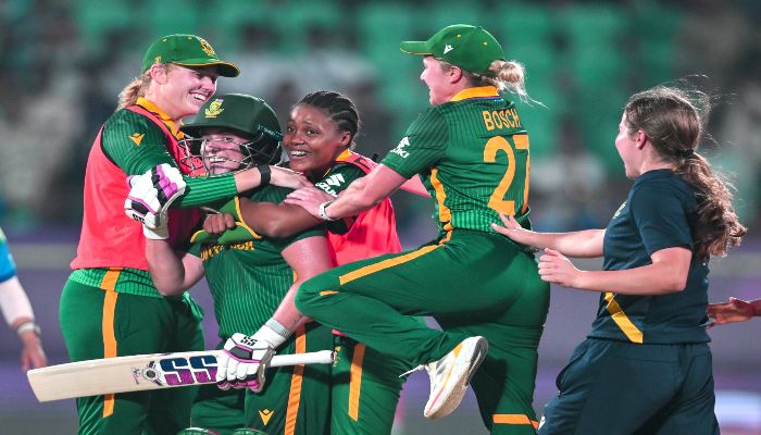IND W vs SA W: भारत को हराकर साउथ अफ्रीका ने वनडे क्रिकेट में रचा इतिहास, हासिल की बड़ी उपलब्धि