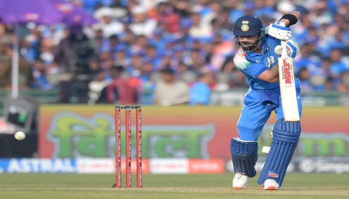 IND vs SA Live Score: रांची के बाद रायपुर में कोहली का तूफान, वनडे में ठोका 53वां शतक