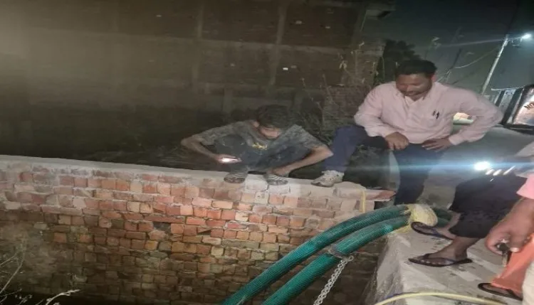 LUCKNOW: पानी निकासी के बाद होगी सड़क मरम्मत, ड्रोन से छिड़की जाएगी दवा
