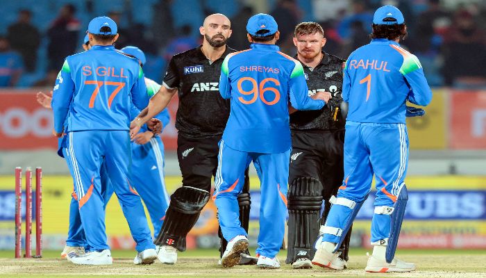 IND vs NZ 2nd ODI Live Score: राहुल का शतक गया बेकार, न्यूजीलैंड ने भारत को 7 विकेट से हराया