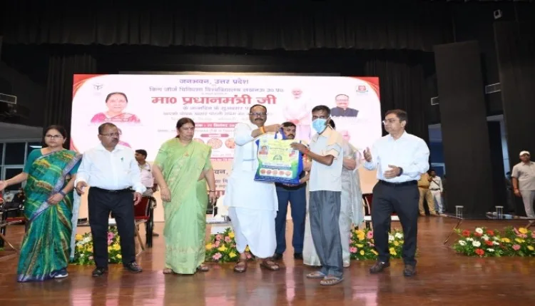 केजीएमयू में प्रधानमंत्री के जन्मदिवस पर 519 टीबी मरीज गोद लिए गए