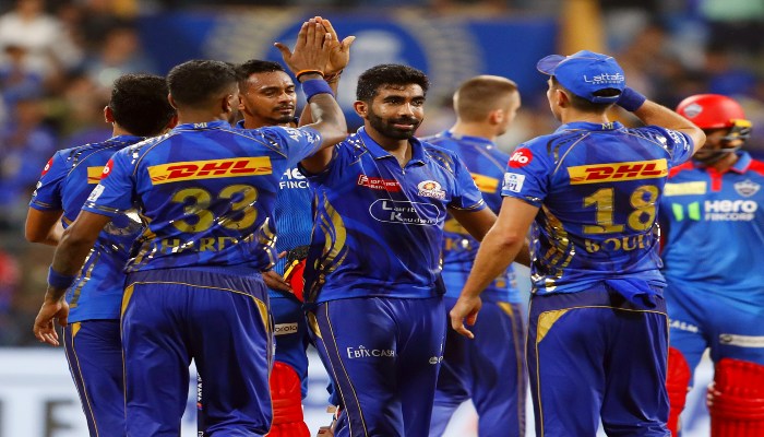 MI vs DC Highlights: दिल्ली कैपिटल्स को रौंदकर प्लेऑफ में पहुंची मुंबई इंडियंस