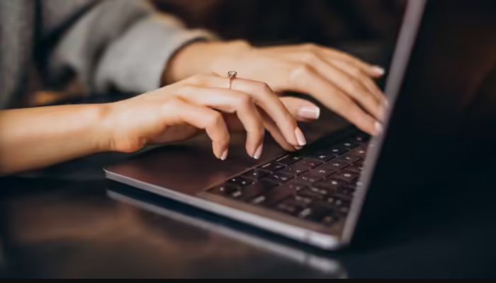 यहां निकली हैं बंपर भर्तियां, क्लर्क समेत इन पदों पर 6 अप्रैल से शुरू होंगे आवेदन