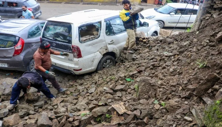 हिमाचल में मानसून का कहर, 38 दिनों में 142 लोगों की मौत