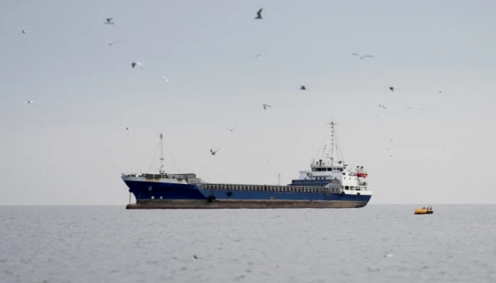 होर्मुज जलडमरूमध्य खुला, लेकिन तनाव बरकरार: युद्धविराम के बीच बड़ी राहत, वैश्विक बाजारों में हलचल