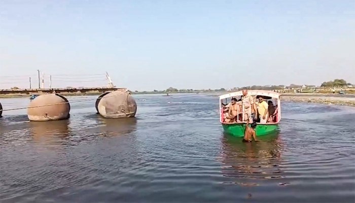Mathura Yamuna Boat Accident: मथुरा में दर्दनाक हादसा, यमुना नदी में श्रद्धालुओं से भरी नाव पलटी, 10  की मौत