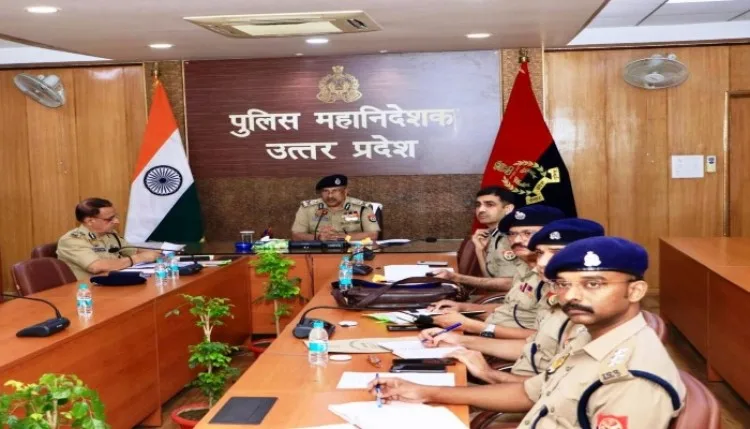 उत्तर प्रदेश में साइबर अपराधियों पर टूटेगा 'ऑपरेशन साइ-वज्र', डीजीपी राजीव कृष्ण ने दिए सख्त निर्देश, ब्लॉक हुए लाखों मोबाइल