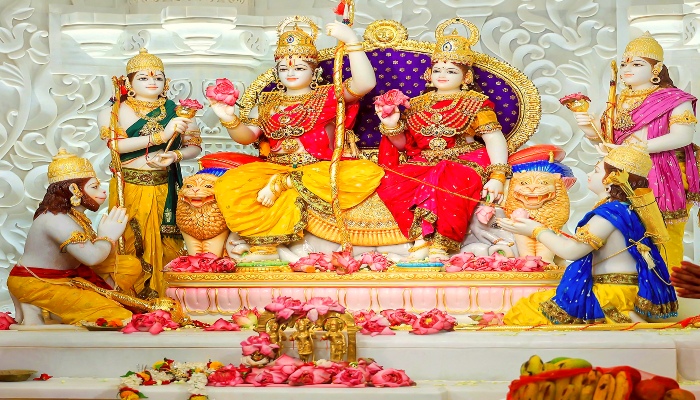 Ram Mandir Ayodhya : राम दरबार की प्राण प्रतिष्ठा के बाद श्रद्धालुओं का तांता, सुरक्षा व्यवस्था मजबूत